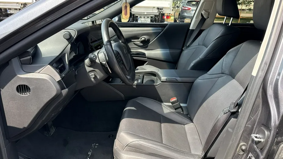 LEXUS ES -