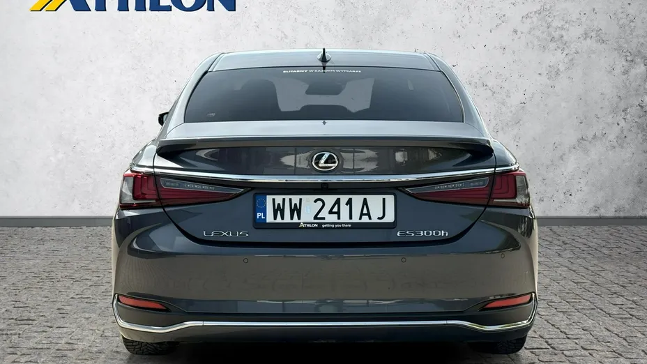 LEXUS ES -