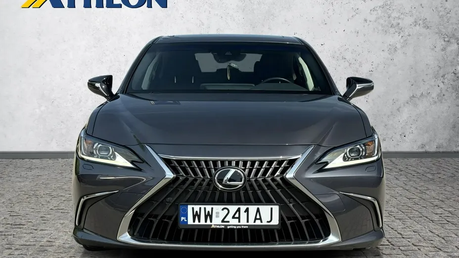LEXUS ES -