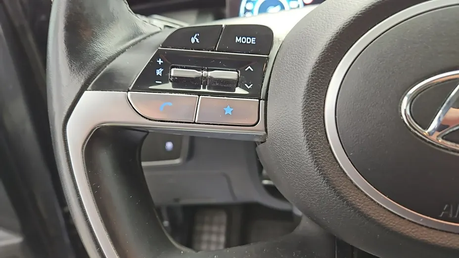 HYUNDAI Tucson -