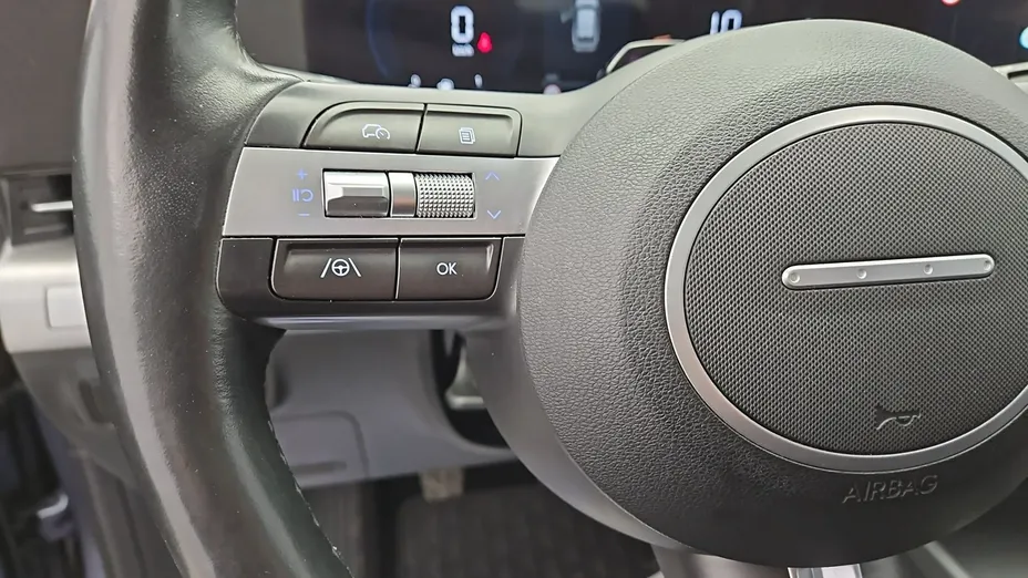 HYUNDAI Kona -