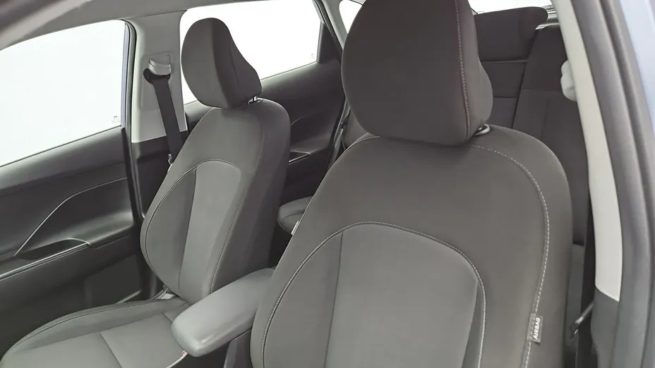 HYUNDAI Kona -