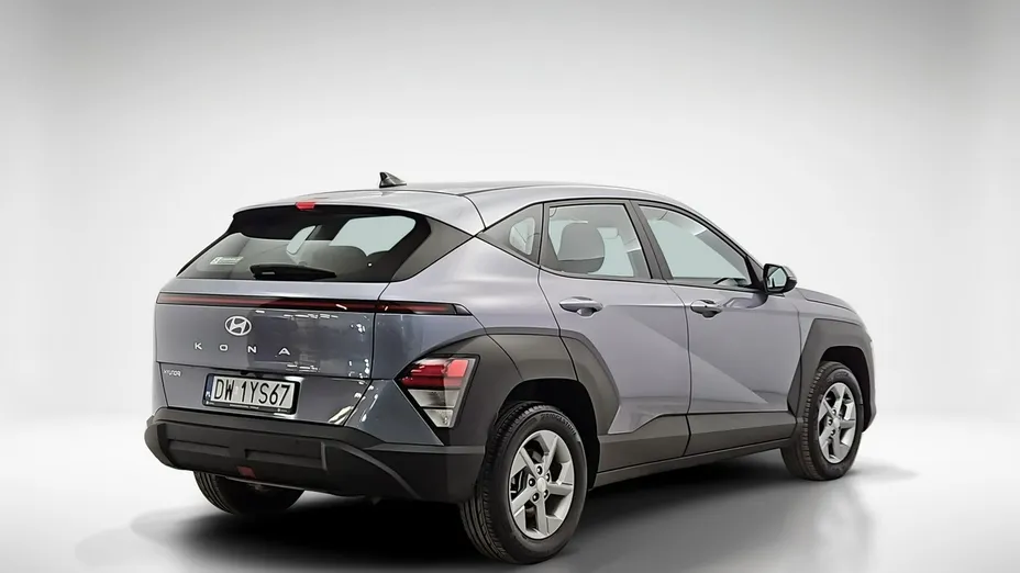 HYUNDAI Kona -