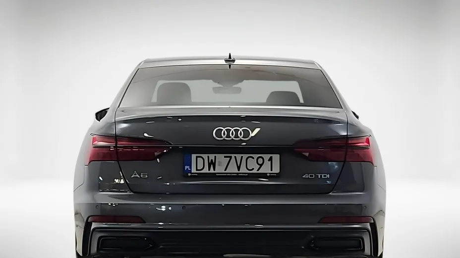 AUDI A6 -