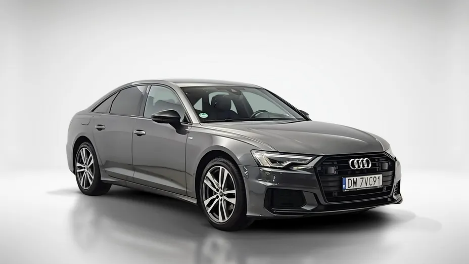 AUDI A6 -