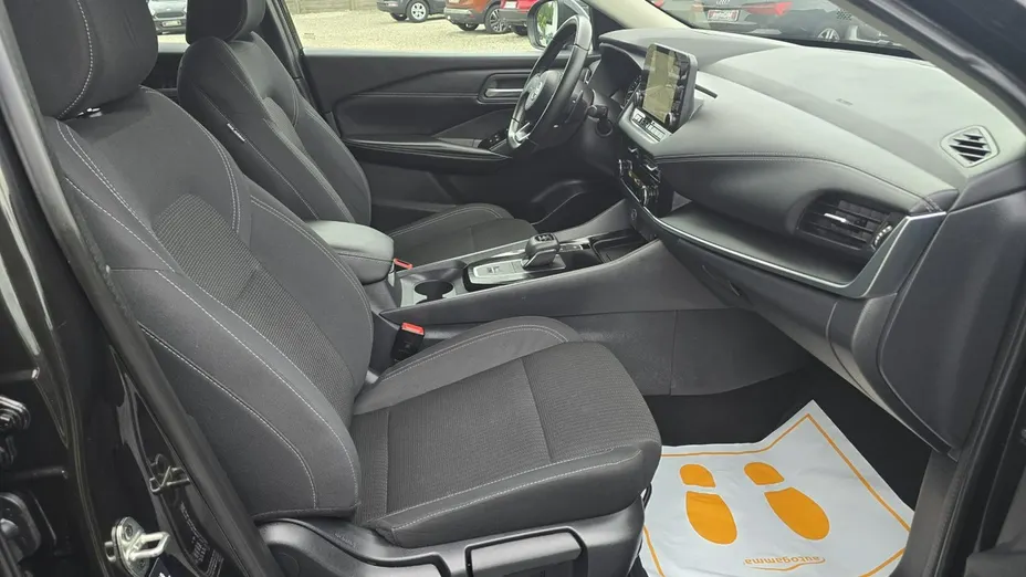 NISSAN Qashqai -