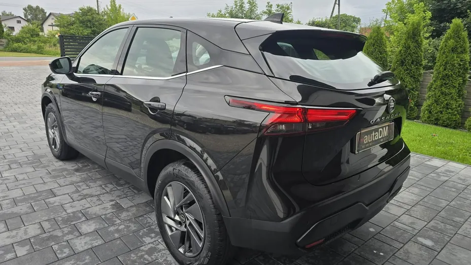 NISSAN Qashqai -