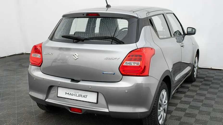 SUZUKI Swift -