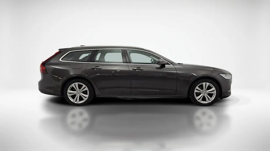 VOLVO V90 -