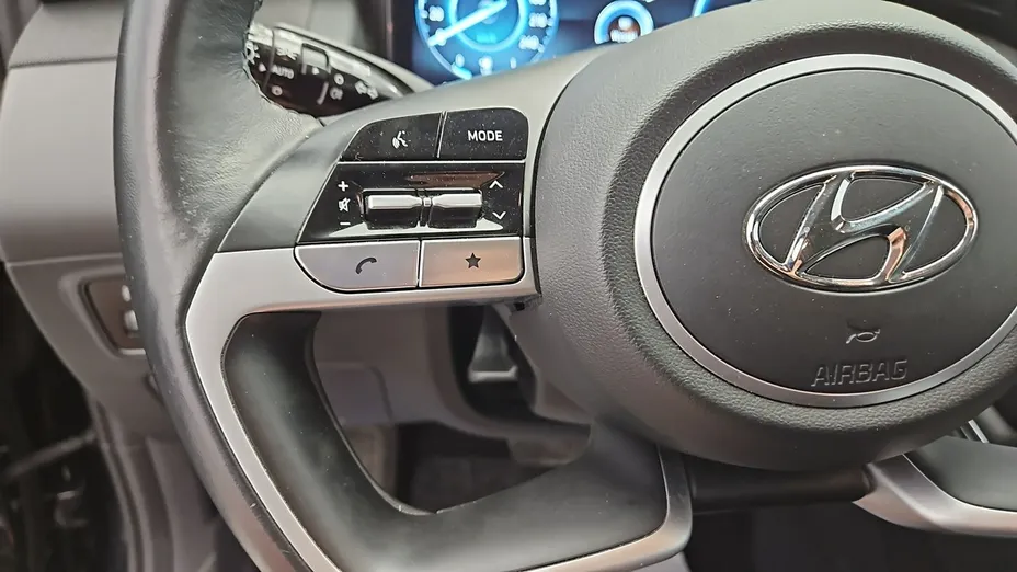HYUNDAI Tucson -