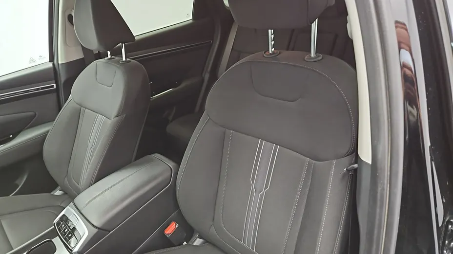 HYUNDAI Tucson -