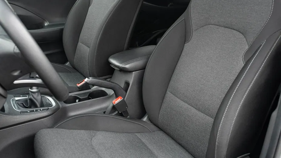 HYUNDAI i30 -