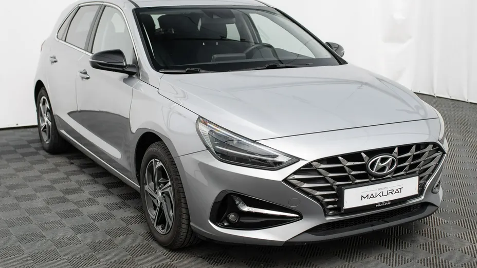 HYUNDAI i30 -