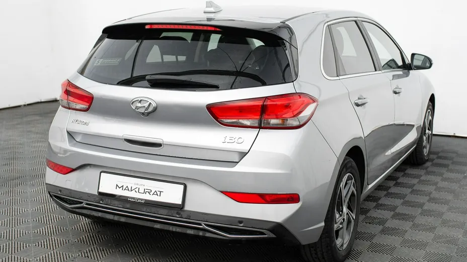 HYUNDAI i30 -