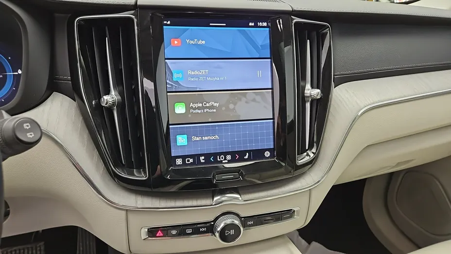 VOLVO XC60 -