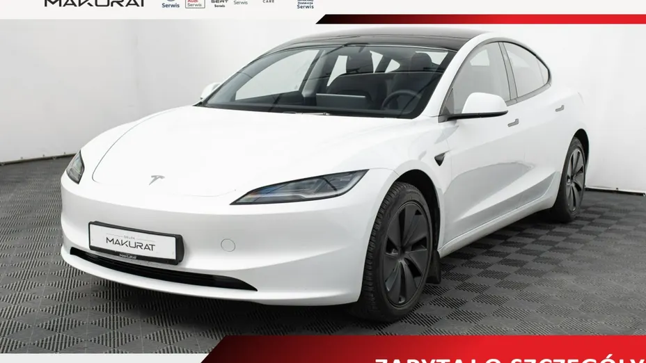 TESLA Model 3 -