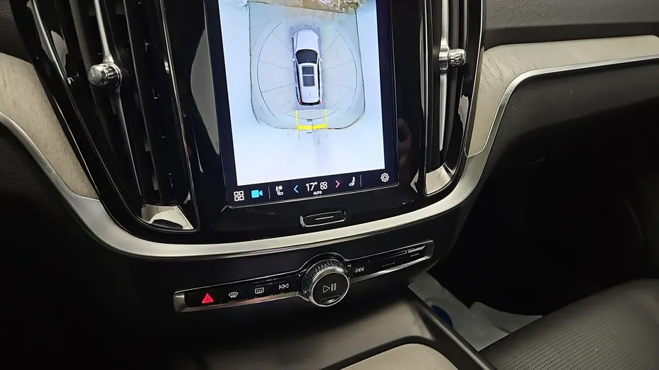 VOLVO V60 -