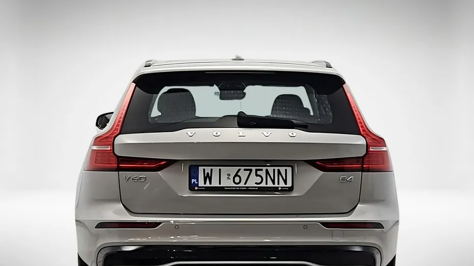 VOLVO V60 -