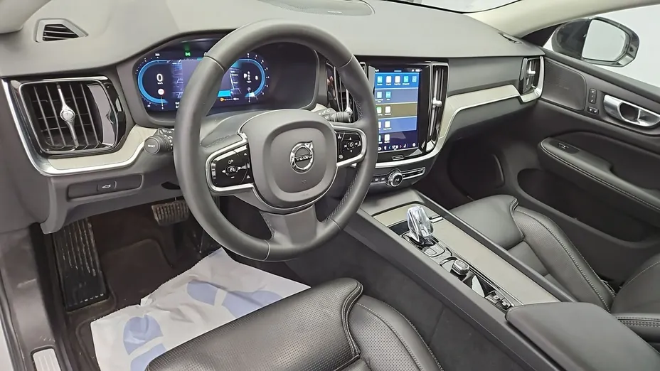 VOLVO V60 -