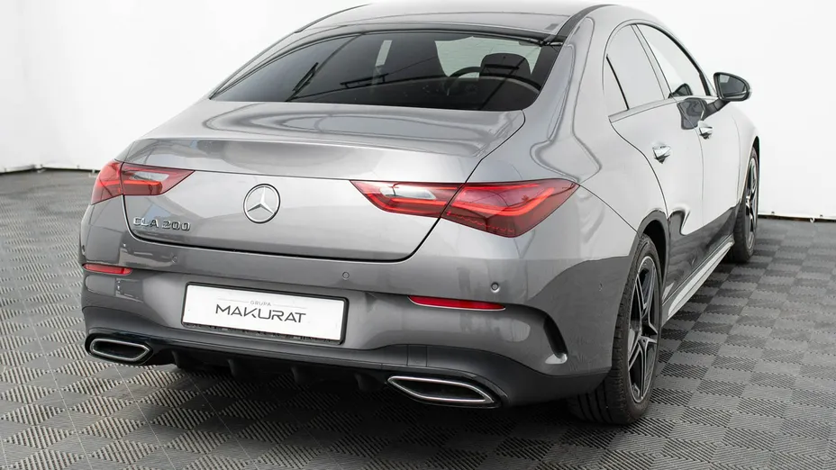 MERCEDES-BENZ CLA -