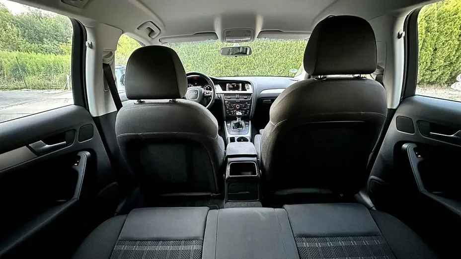 AUDI A4 -