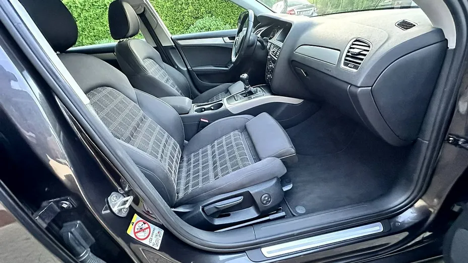 AUDI A4 -