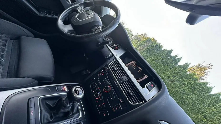 AUDI A4 -