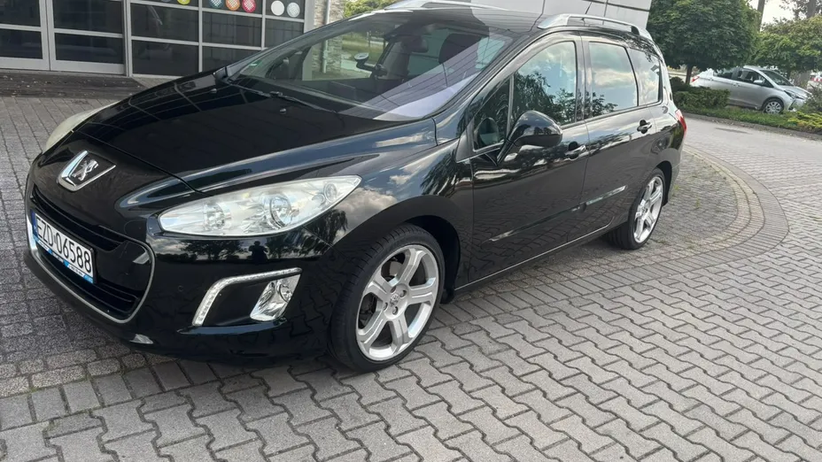 PEUGEOT 308 -