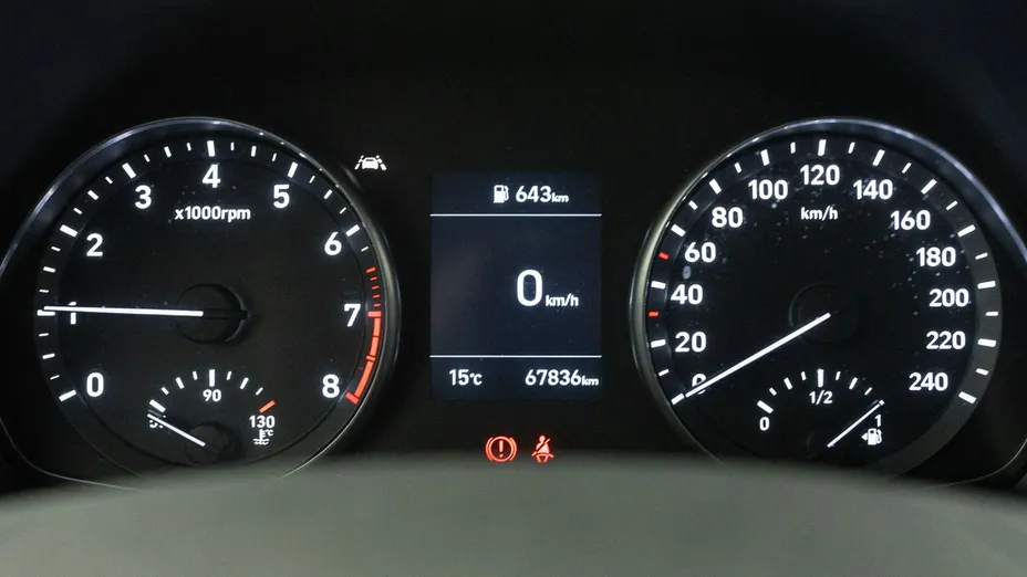 HYUNDAI i30 -