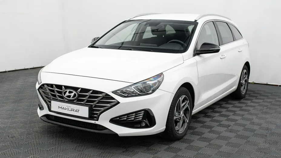 HYUNDAI i30 -