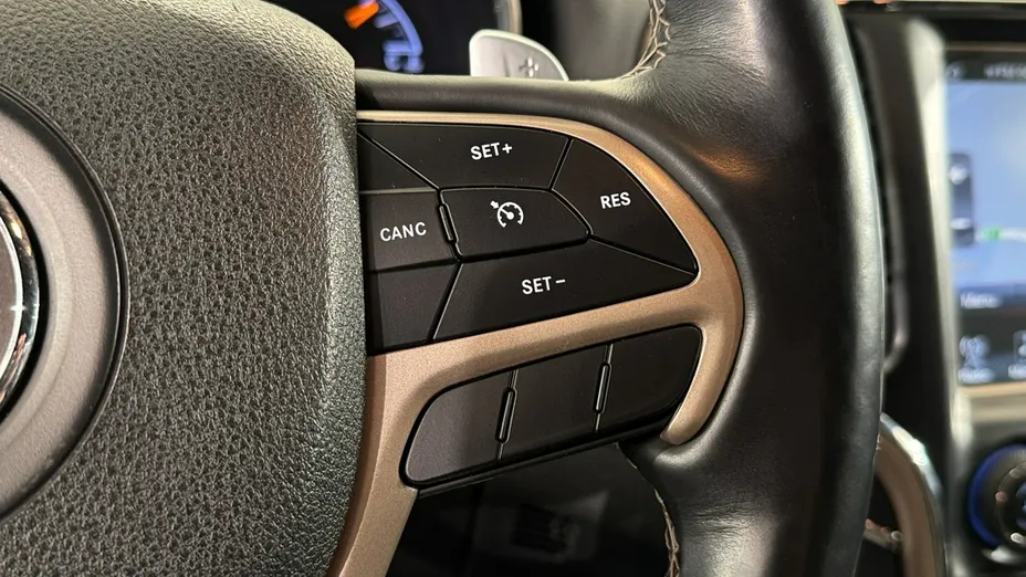 JEEP Grand Cherokee -