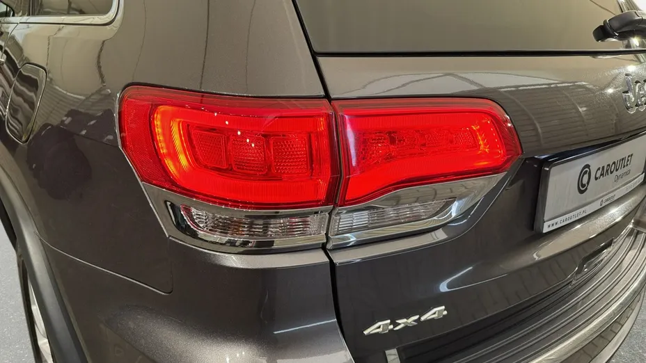 JEEP Grand Cherokee -