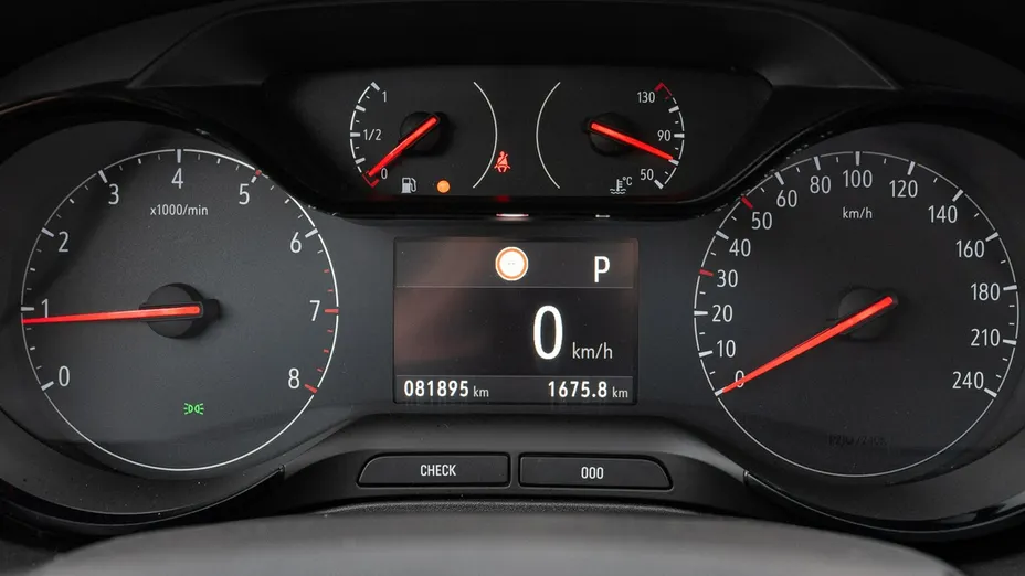 OPEL Grandland X -
