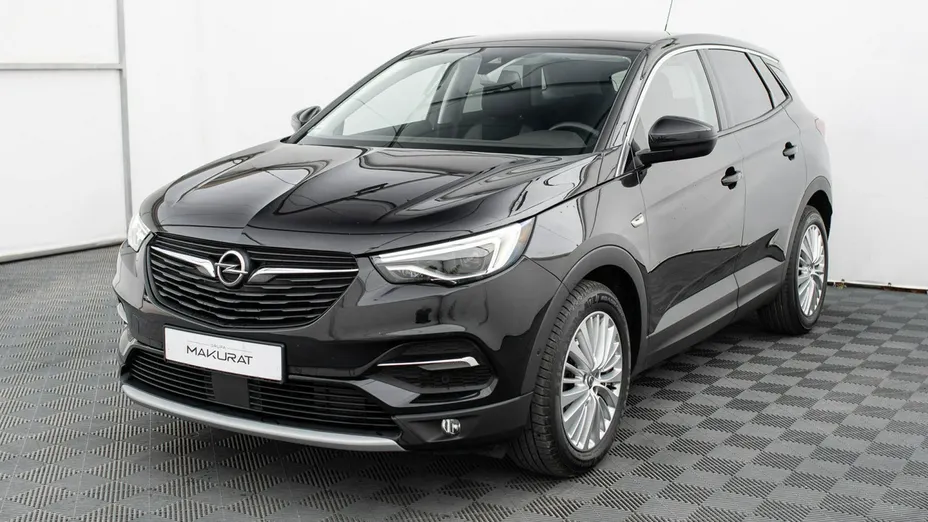 OPEL Grandland X -
