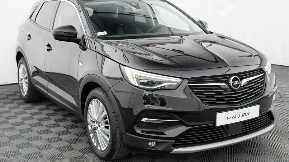 OPEL Grandland X -