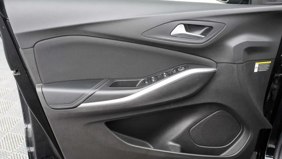 OPEL Grandland X -