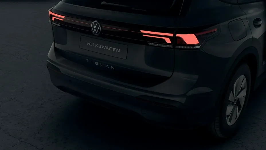 VOLKSWAGEN Tiguan -