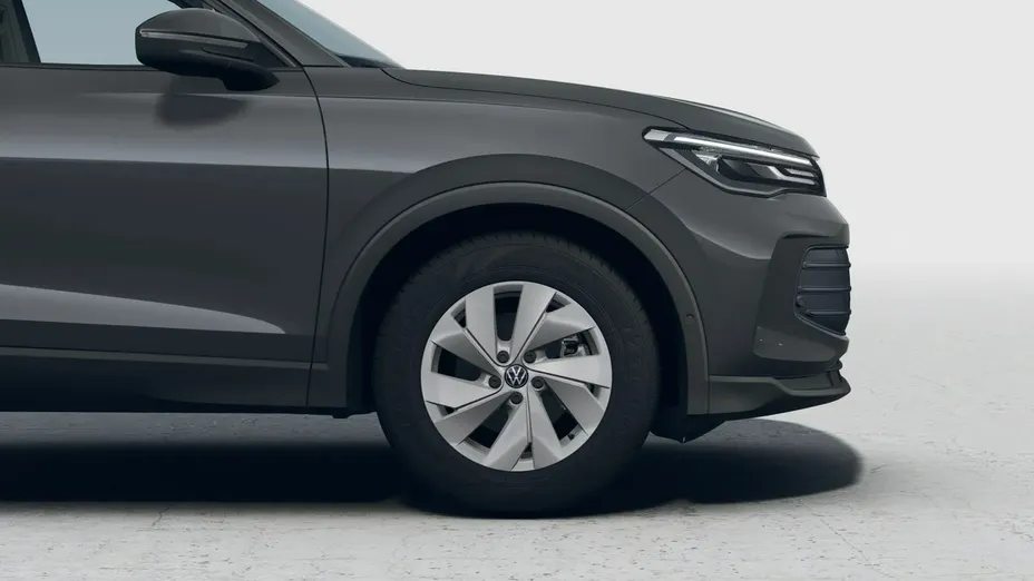 VOLKSWAGEN Tiguan -