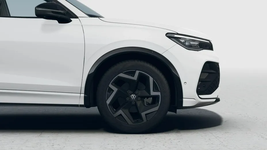 VOLKSWAGEN Tiguan -