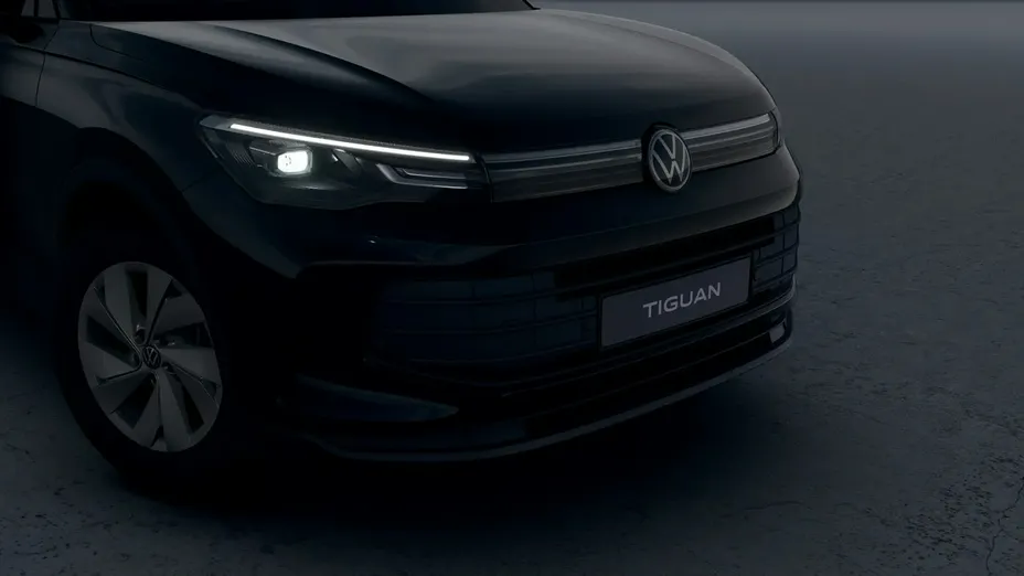 VOLKSWAGEN Tiguan -