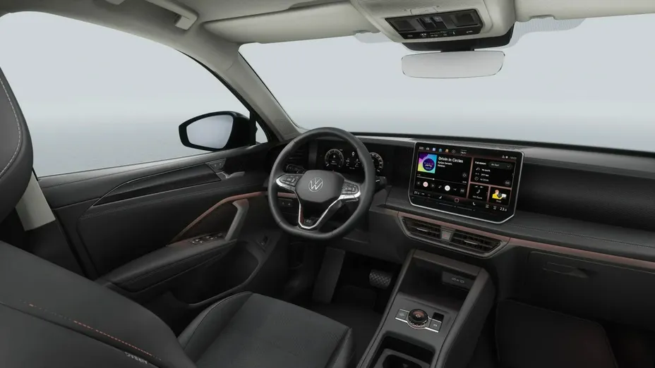 VOLKSWAGEN Tiguan -