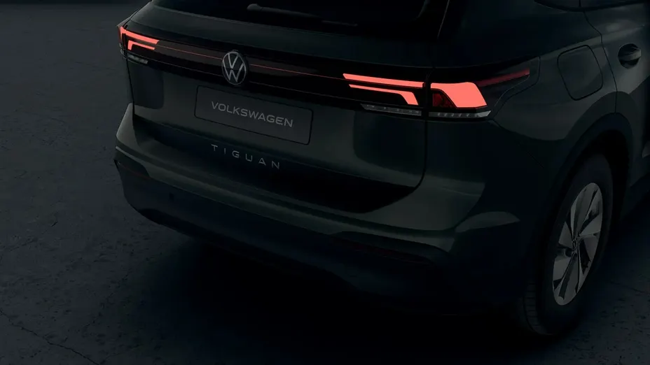 VOLKSWAGEN Tiguan -