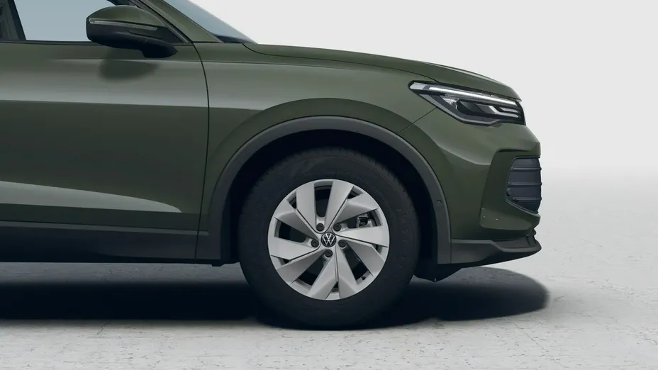 VOLKSWAGEN Tiguan -