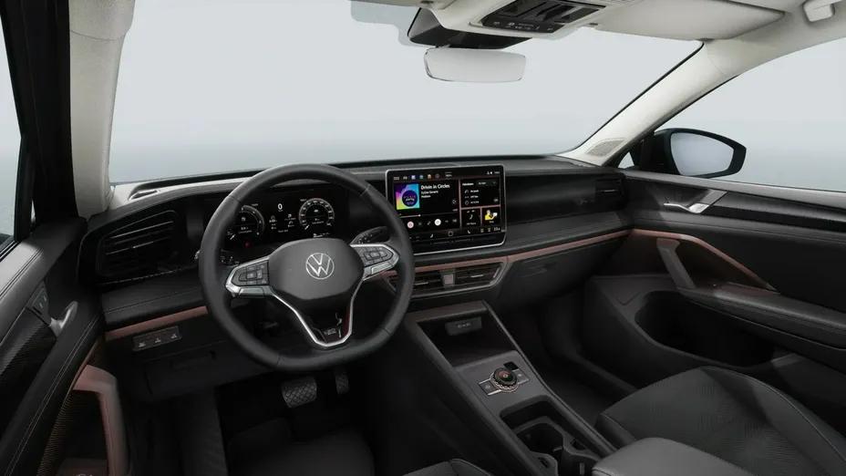 VOLKSWAGEN Tiguan -