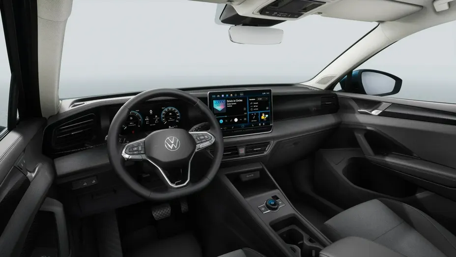 VOLKSWAGEN Tiguan -