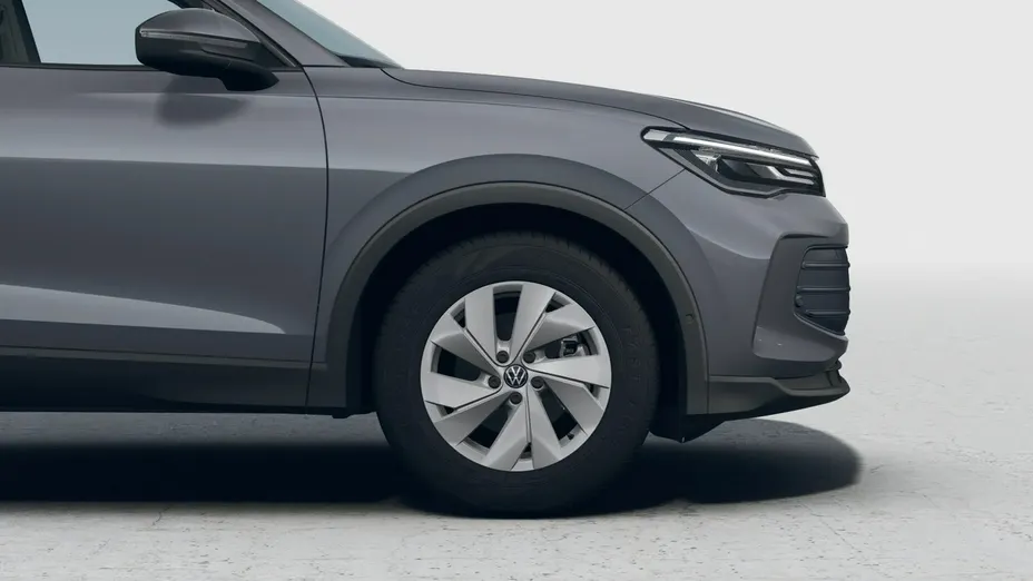 VOLKSWAGEN Tiguan -