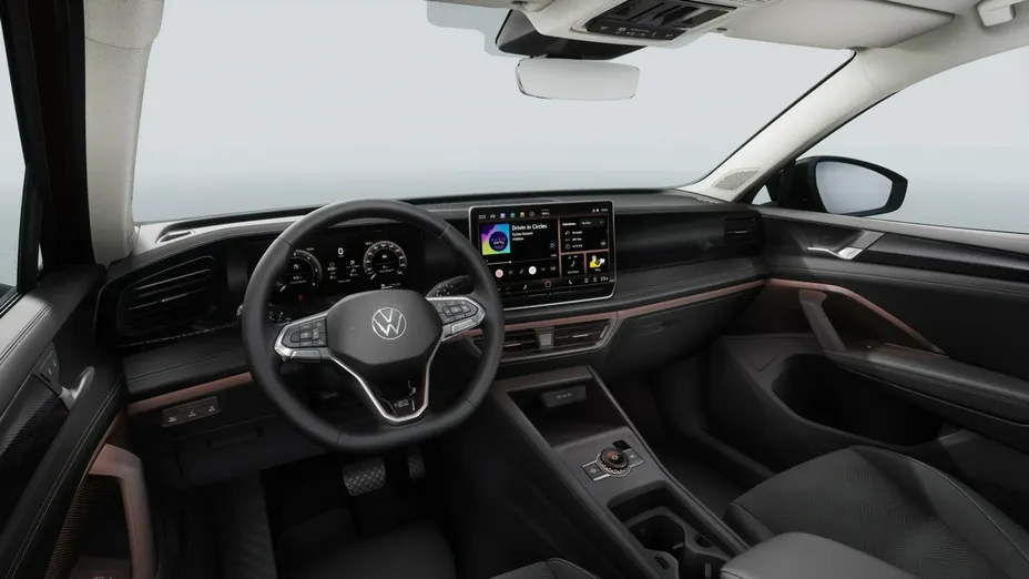 VOLKSWAGEN Tiguan -