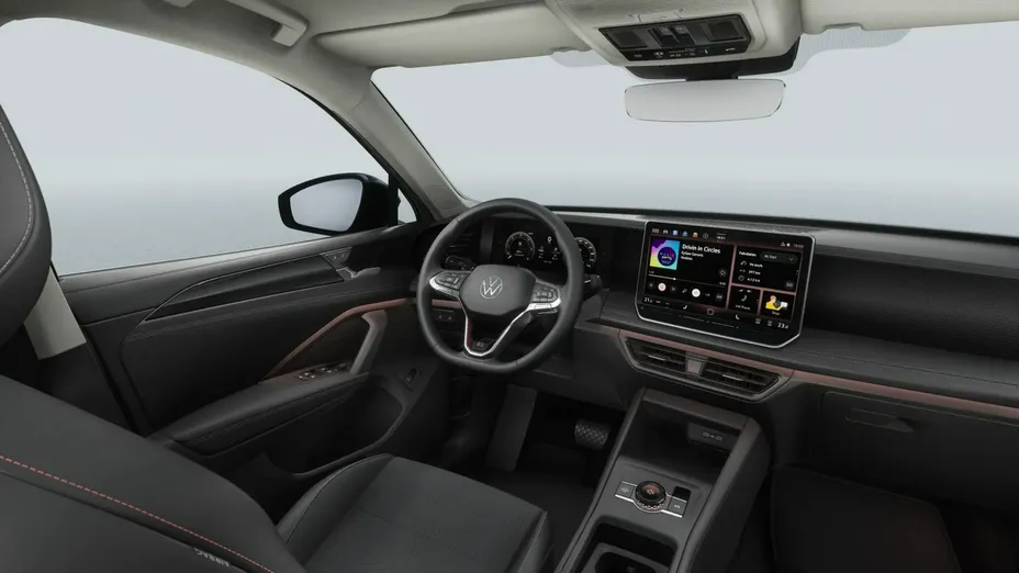 VOLKSWAGEN Tiguan -