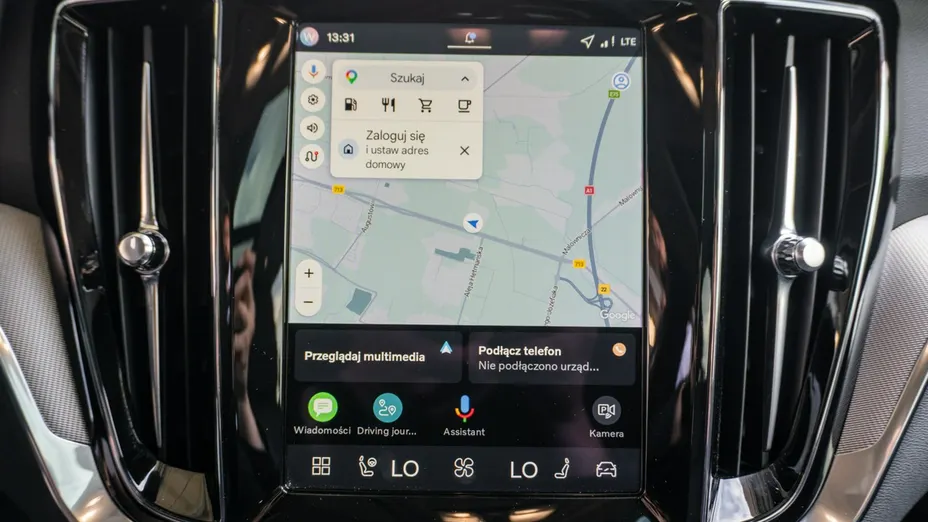 VOLVO V60 -