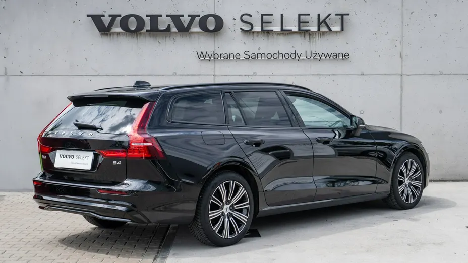VOLVO V60 -